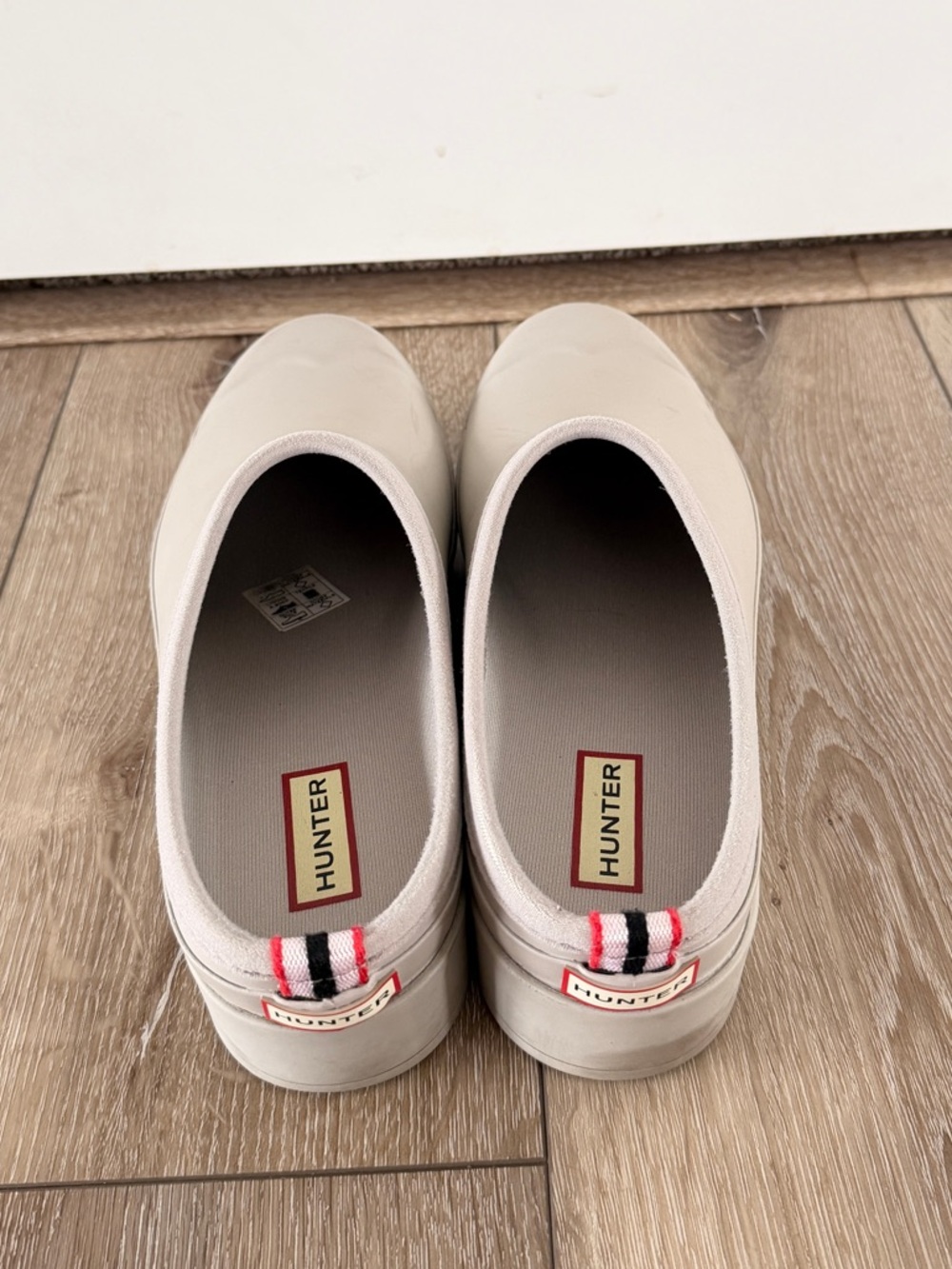 Hunter Taupe Platform Clogs with Red Heel Tab - Picture 2 of 5